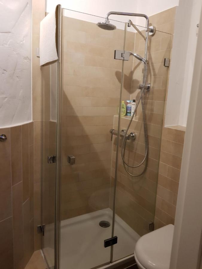 Deutzer Freiheit Apartment Cologne Luaran gambar